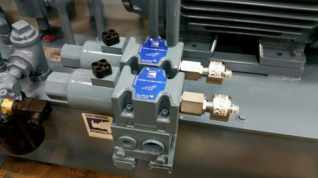 D05 Dual Monitored valve mounted on HPU